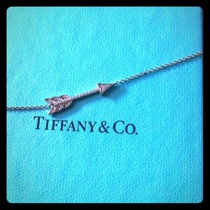 Diamond arrow bracelet